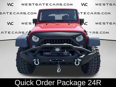 Used 2018 Jeep Wrangler Rubicon AWD/4WD image 2