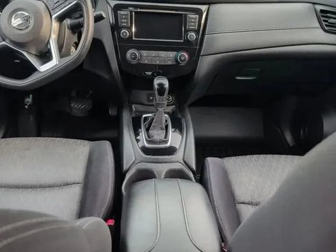 Used 2018 Nissan Rogue S AWD/4WD image 17