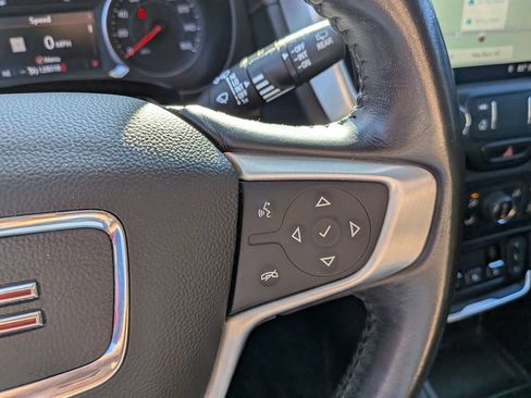Used 2021 GMC Terrain SLE w/ Driver Convenience Package FWD image 14