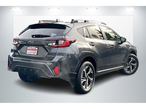 Used 2024 Subaru Crosstrek 2.0i Premium image 13