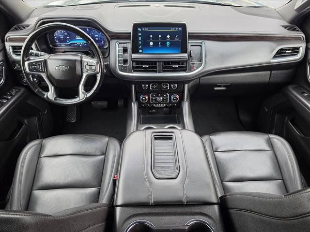 Used 2023 Chevrolet Suburban Z71 w/ Luxury Package AWD/4WD image 14