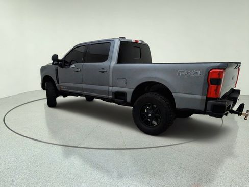 Used 2024 Ford F250 Lariat w/ Black Appearance Package AWD/4WD image 12