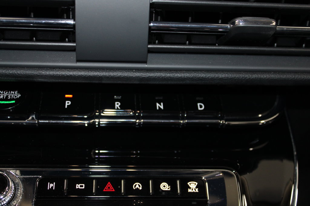 Used 2023 Lincoln Corsair AWD w/ Equipment Group 101A image 35