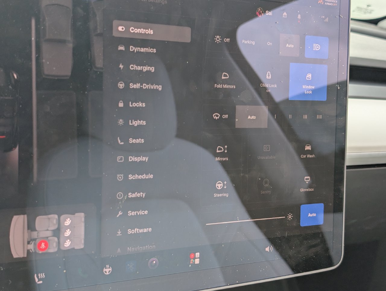 Used 2021 Tesla Model Y Long Range AWD/4WD image 16