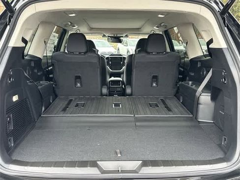 New 2026 Subaru Ascent Limited image 28