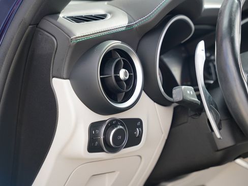 Used 2019 Alfa Romeo Stelvio Quadrifoglio w/ Nero Edizione image 10