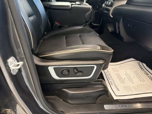 Used 2022 RAM 1500 Laramie image 16
