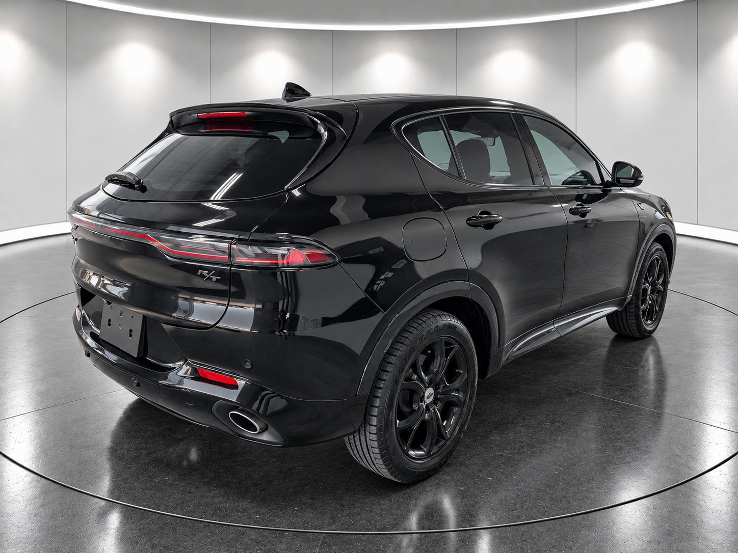 Used 2024 Dodge Hornet R/T Plus w/ R/T Blacktop Package AWD/4WD image 4