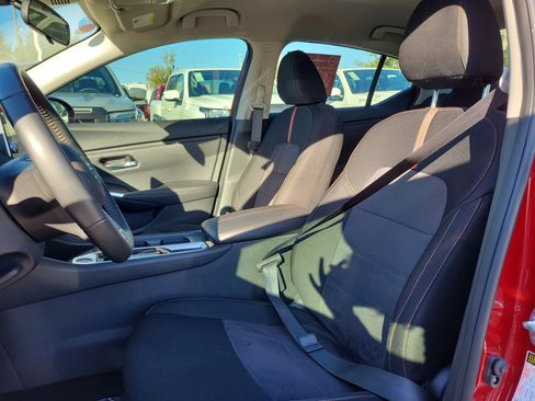 Certified 2023 Nissan Sentra SR image 23