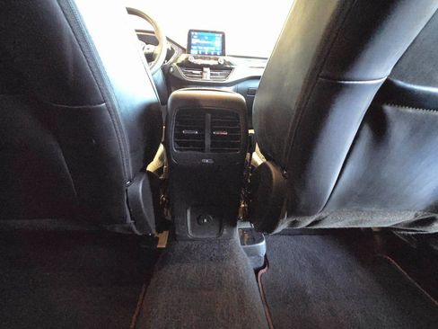 Used 2023 Ford Escape ST-Line image 26