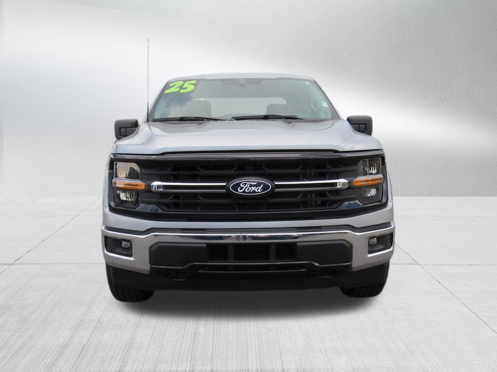 Used 2025 Ford F150 XLT w/ Equipment Group 301A Standard AWD/4WD image 9