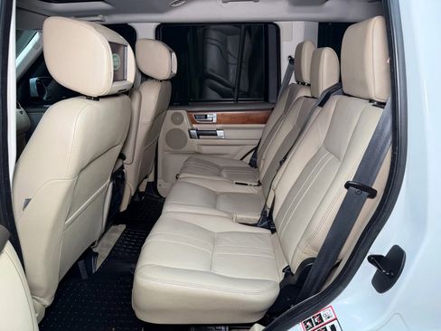 Used 2016 Land Rover LR4 HSE image 14