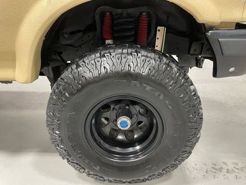 Used 1989 Ford Bronco Custom image 11