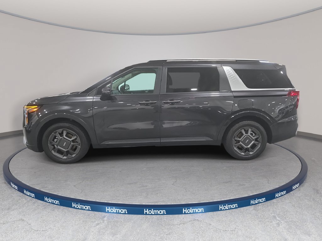 Used 2025 Kia Carnival EX FWD image 7