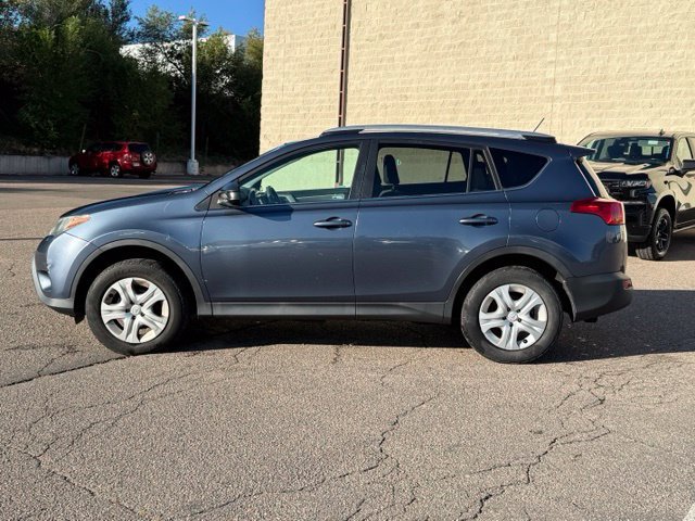 Used 2014 Toyota RAV4 LE AWD/4WD image 2