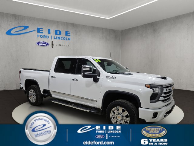 Used 2024 Chevrolet Silverado 2500 High Country w/ High Country Premium Package AWD/4WD image 1