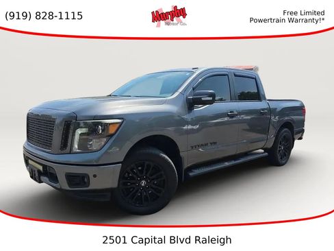 Used 2019 Nissan Titan SV w/ SV Convenience Package RWD image 1