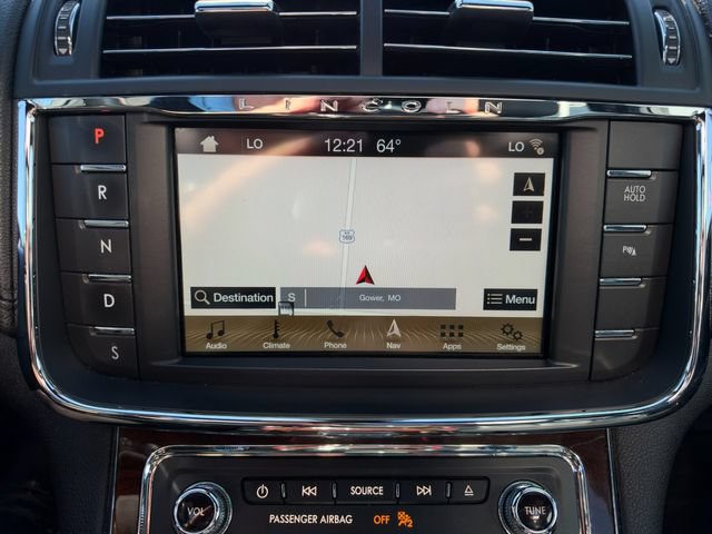Used 2017 Lincoln Continental Reserve w/ Climate Package AWD/4WD image 26