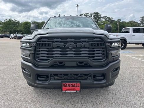 Used 2026 RAM 2500 Tradesman AWD/4WD image 2