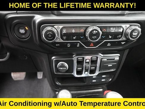 Used 2022 Jeep Wrangler Unlimited Sport AWD/4WD image 32