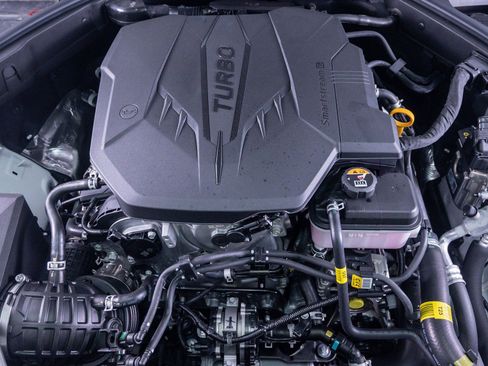 New 2026 Genesis G70 2.5T Prestige image 7