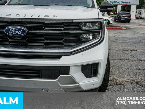 Used 2025 Ford Expedition Max Platinum AWD/4WD image 18