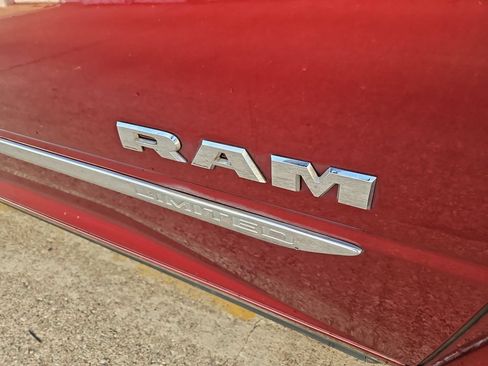 Used 2022 RAM 3500 Limited AWD/4WD image 2