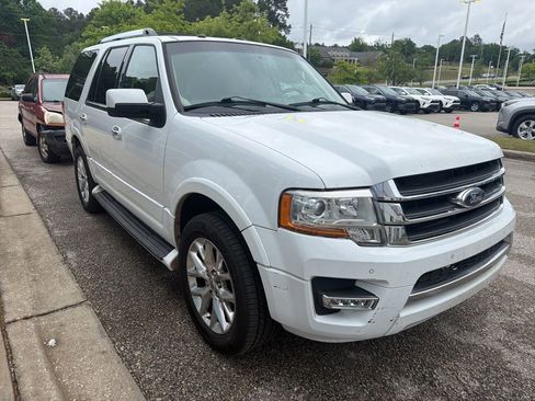 Used 2017 Ford Expedition Limited RWD image 4