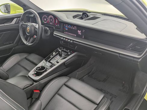 Certified 2025 Porsche 911 Carrera RWD image 26