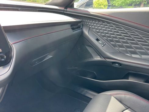Used 2024 Dodge Charger Daytona R/T w/ Plus Group AWD/4WD image 36
