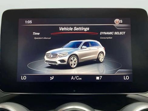 Used 2017 Mercedes-Benz GLC 300 4MATIC image 48