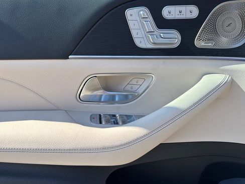 New 2026 Mercedes-Benz GLS 450 4MATIC image 13