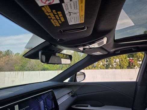 Used 2024 Lexus RX 350h image 13