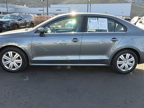 Used 2017 Volkswagen Jetta S image 6