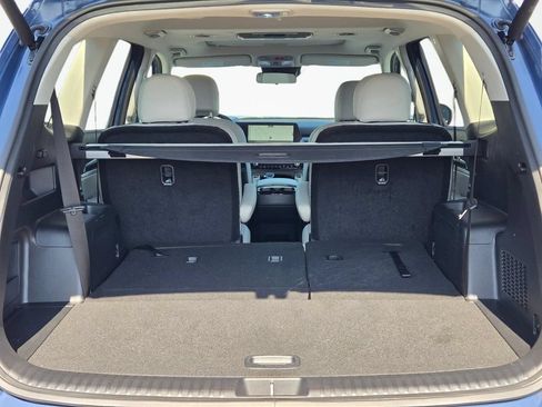 Used 2025 Kia Telluride S FWD image 8