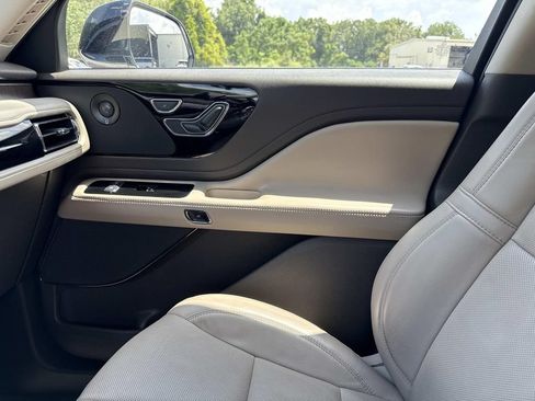 Certified 2021 Lincoln Aviator Reserve w/ Elements Package Plus RWD image 23