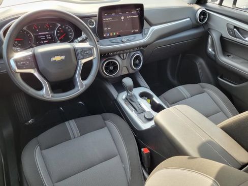 Used 2025 Chevrolet Blazer LT FWD image 24