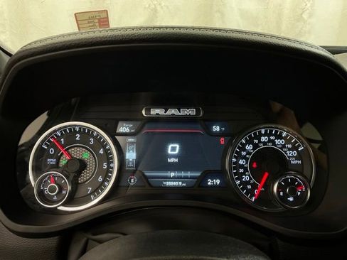 Used 2025 RAM 1500 Laramie w/ Sport Appearance Package AWD/4WD image 15