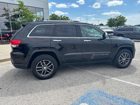 Used 2018 Jeep Grand Cherokee Limited w/ Luxury Group II AWD/4WD image 30