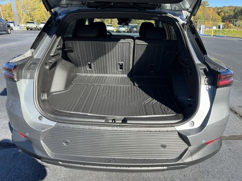 New 2026 Chevrolet Equinox EV LT image 15