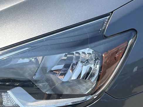 Used 2018 Nissan Sentra S w/ S Midnight Style Package FWD image 9