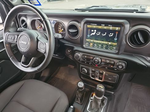 Used 2022 Jeep Wrangler Unlimited Sport AWD/4WD image 14