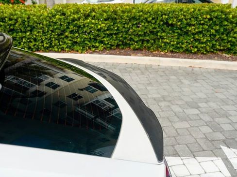 Used 2023 Lamborghini Urus Performante image 48