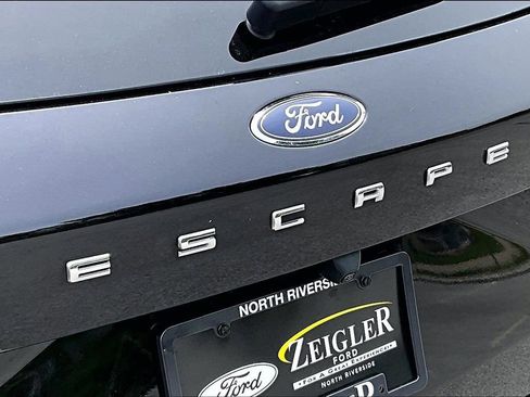 Certified 2023 Ford Escape ST-Line Select w/ Tech Pack #2 AWD/4WD image 8