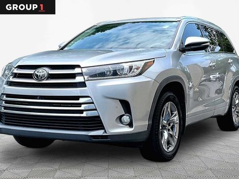Used 2017 Toyota Highlander Limited Platinum AWD/4WD image 1