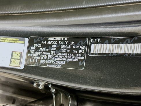 Used 2025 Kia K4 FWD image 12