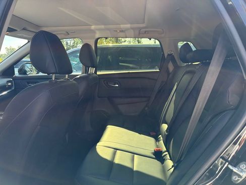 Used 2023 Nissan Rogue SV w/ SV Premium B Package FWD image 14