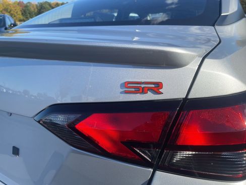 New 2025 Nissan Versa SR w/ Trunk Package image 8