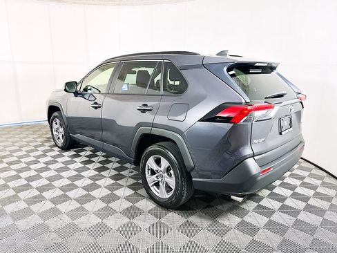 Used 2024 Toyota RAV4 XLE AWD/4WD image 5