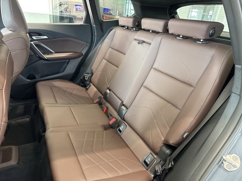 Used 2025 BMW X1 xDrive28i w/ Convenience Package image 39